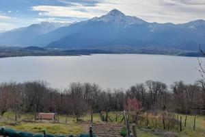 Rustico a Trezzone con splendida vista lago