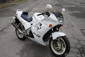 HONDA VFR 750 F