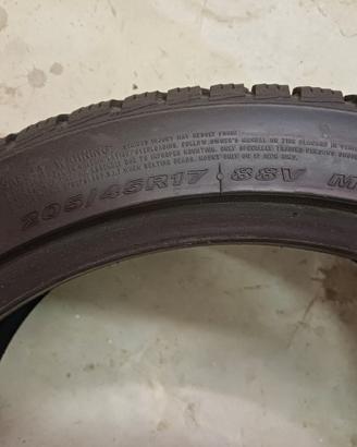 4 penumatici invernali Nexen 205/45R17