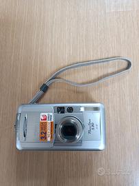 macchina fotografica Canon PowerShot S30