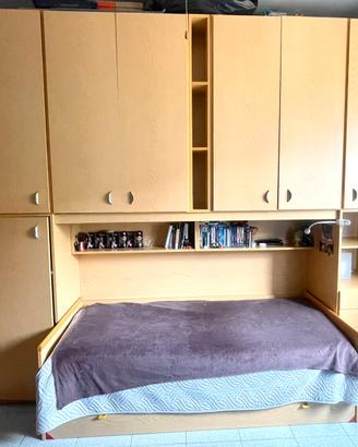 Cameretta a ponte/letto estraibile (trattabile)