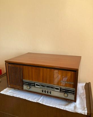 Radio giradischi Minerva anni sessanta