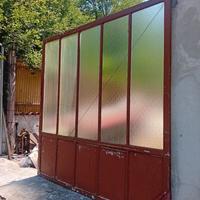 cancello portone a vetri