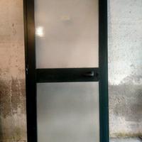 Porta in alluminio