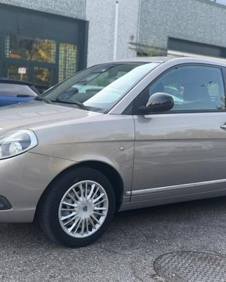 Lancia Ypsilon 1.2 69 CV Diva*Neopatentati*