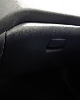 Cassetto portaoggetti KIA RIO del 2013