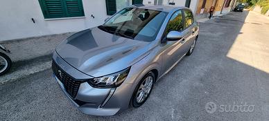 Peugeot 208 - 2021