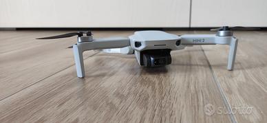 DJI Mini 2 - Fly More Combo