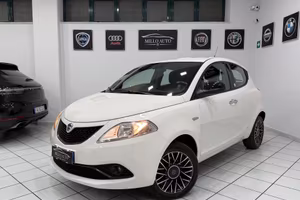 Lancia Ypsilon 1.2 69 CV 5 porte GPL Ecochic Gold