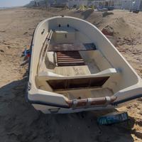 Barca motore piccola pesca