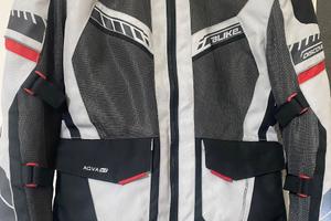 Abbigliamento moto donna