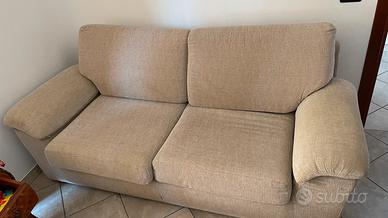Divano letto tre posti