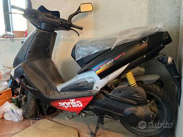 Aprilia SR 50 r replica