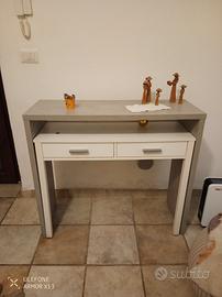 scrivania o complemento d arredo