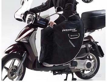 Coprigambe universale per scooter 