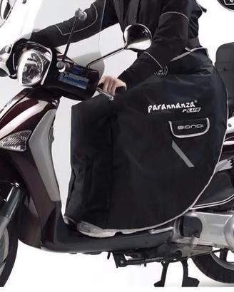 Coprigambe universale per scooter 