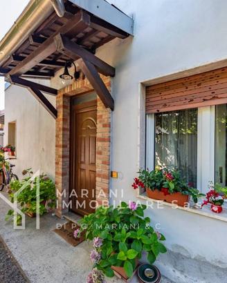Casa indipendente di 182 m² con 3 locali e box aut