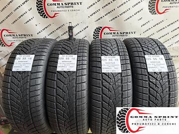 4 PNEUMATICI 225/55 R18 GOODYEAR INVERNALI