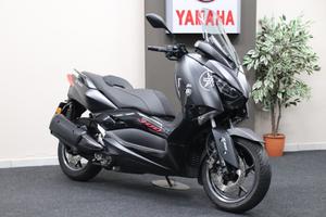 Yamaha X-Max 300 Iron Max ABS