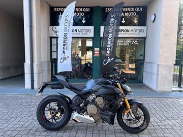 Ducati Streetfighter V4 v4s