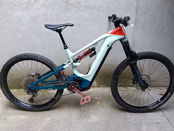 2 e-bike Enduro + 1 Muscolare Enduro (Pacchetto)