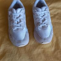 Scarpe da ginnastica ASICS bianche bimbo/a n. 31,5