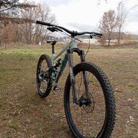 SPECIALIZED STATUS 2022