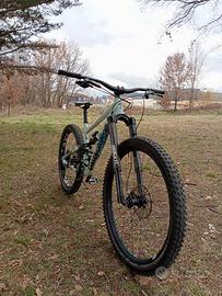 SPECIALIZED STATUS 2022