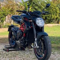 Mv Agusta Brutale 800