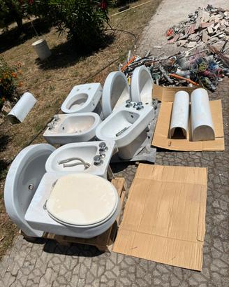 Sanitari per bagni