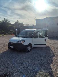 Fiat doblo 1.6 diesel 5 posti autocarro