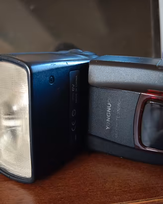 flash YN 560 II per fotocamere reflex digitali