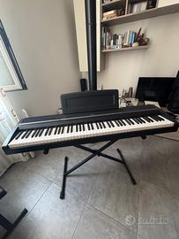 Piano digitale portatile KORG SP-170