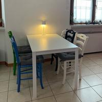 Tavolo bianco ikea