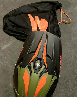 Casco BMX MTB/Downhill Bluegrass , visiera