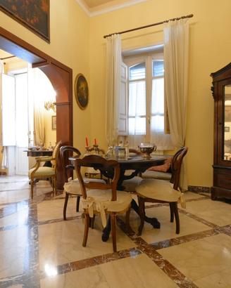 VIA NINO BIXIO - Ristrutturato su due livelli