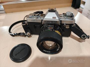 Macchina fotografica analogica