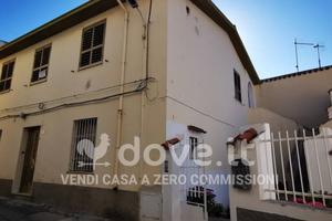 Appartamento di 120 m² con 3 locali a Oliena