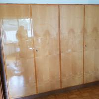 Armadio vintage anni '60,  4 ante in legno chiaro