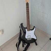 CHITARRA YAMAHA EG112C