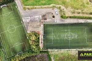 Attività / Licenza di 1100 m² con 3 locali a Canic