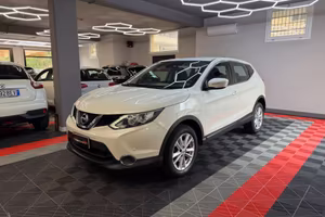 Nissan Qashqai 1.5 dCi - FABIANOAUTO