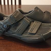 Scarpe con attacchi rapidi bici