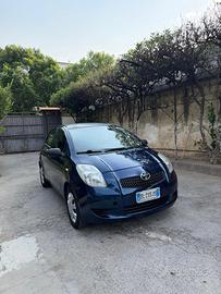 Toyota yaris 1.0 GPL 2007