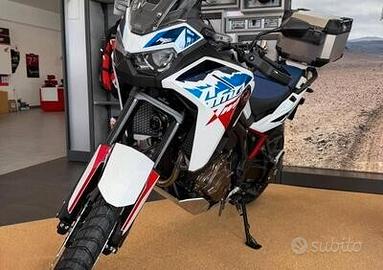 HONDA AFRICA TWIN 1100 ES 2025