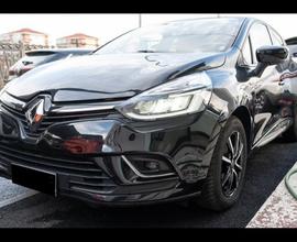 RENAULT Clio 1.5 dci Moschino Zen 90cv