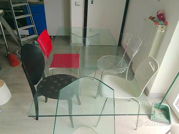Tavolo cristallo con 4 sedie