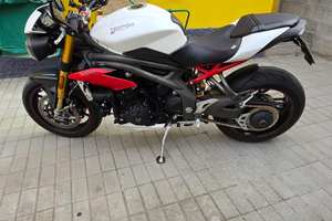 Speed triple R