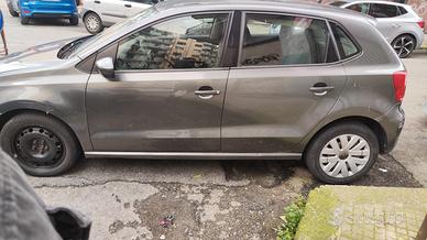 Polo Volkswagen 2010 5p. 90.000 km, 70cv 1.2 benz.
