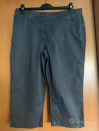 Pantaloni brand  Persona modello pinocchietto